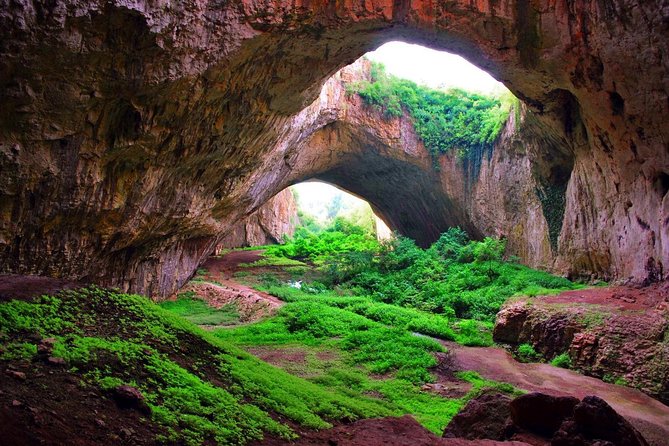 3 Caves Tour - Saeva Dupka , Eyes of God Cave & Devetashka Cave