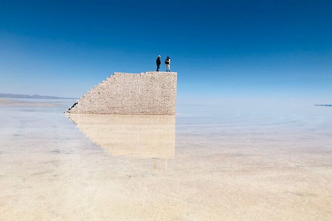 3 Days 2 Nights SALAR - SALT HOTEL and LAGUNAS COLORADA - GREEN- Guide