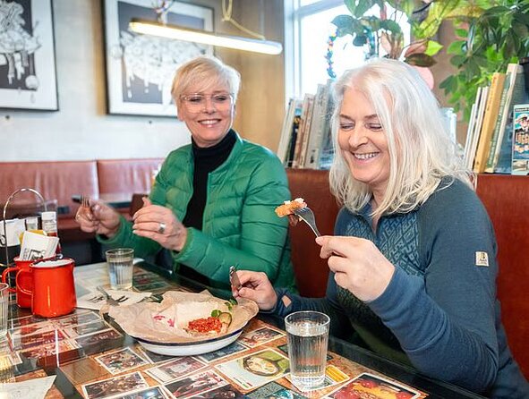 3 Hour Shared Christmas Food Tour With Guide in Reykjavik