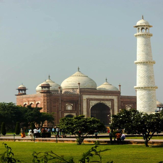 2 Day All Inclusive Taj Mahal & Agra City Tour From Banglore - Tour Details
