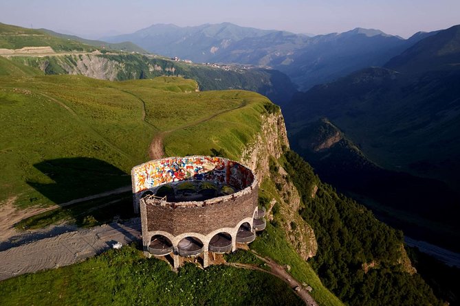 3-Day Hiking Group Tour in Kazbegi - Meeting Details