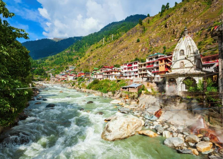 Best of Manali With a Local – Half Day Tour in AC Car