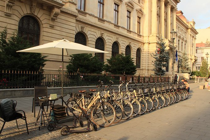 Bucharest Highlights Bike Tour - Features