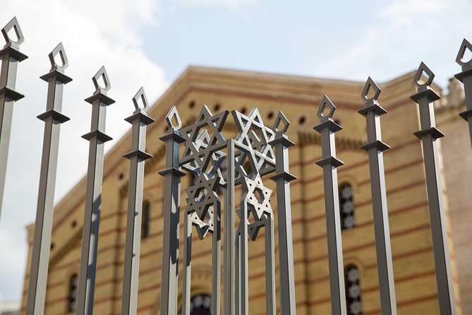 Budapest All in - Full Day Tour With Lunch & Dessert - Price and Reviews
