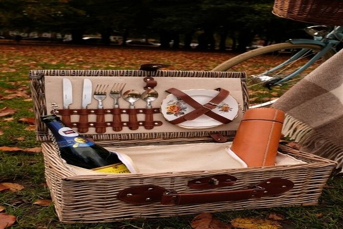 Champagne Picnic Hamper for 2 With Retro Bicycles Manchester - Cancellation Policy Overview