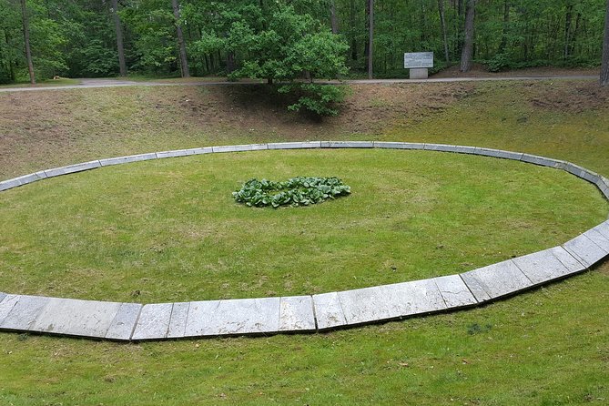 Day Tour Out of Vilnius: Paneriai Holocaust Park,Trakai Castle, Rumsiskes Museum - Cancellation Policy