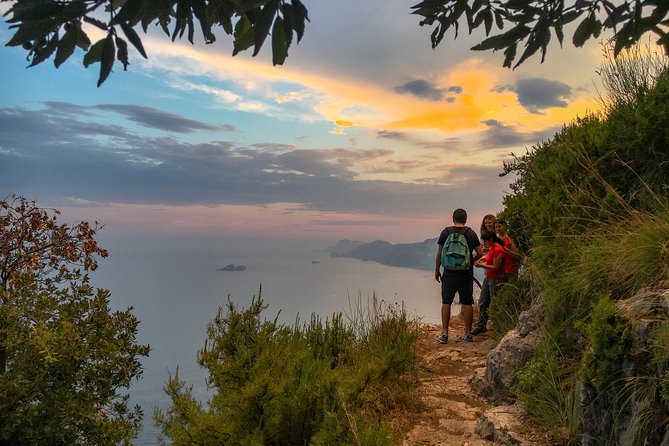 Discover Path of Thegods Private Hiking Tour From Amalfi Positano Sorrento - Important Information