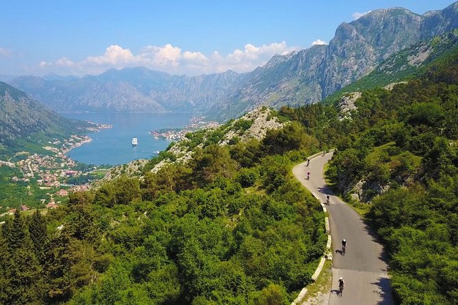 Epic 25 Turns Bike Descent With Panoramic Cable Car Ascent - Tour Overview