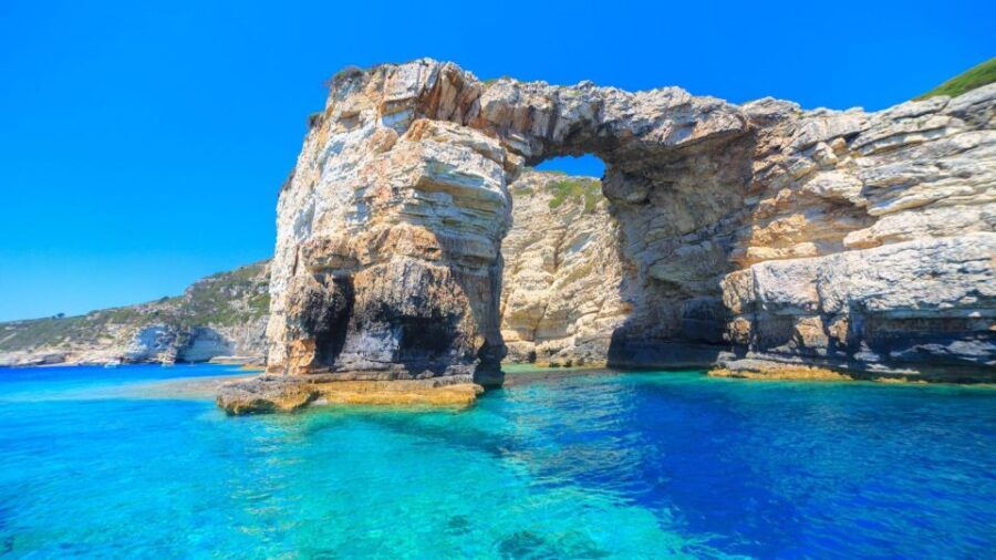 Explore Paxos & Antipaxos With Georgia Boat - Private Tour - Boat Details