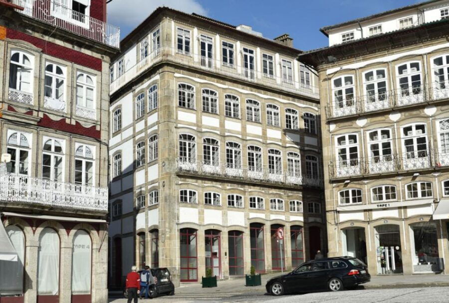 From Porto: Private Sightseeing Minho Tour - Tour Details