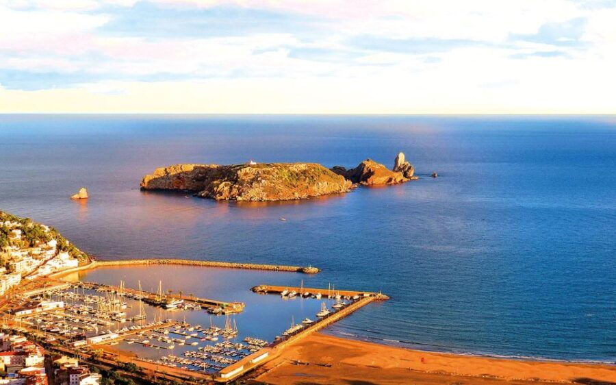 From Roses: Medes Islands Boat Tour With El Estartit Visit