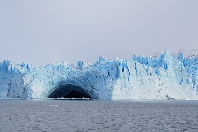 Full Day Guided Tour Perito Moreno National Park and Glacier - Customer Reviews