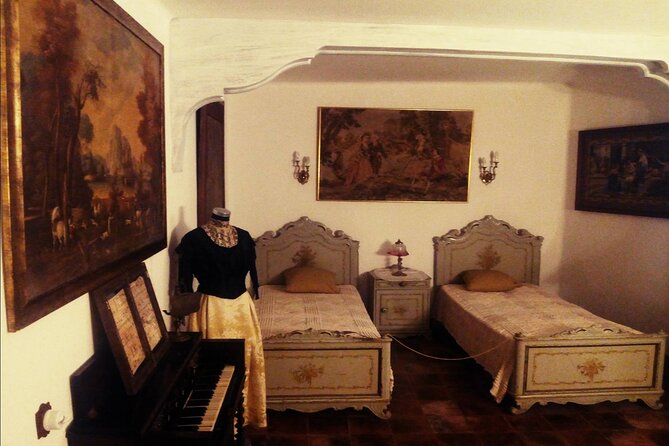Guided Tour of Albarracín and Casa Noble - Perez and Toyuela Museum House