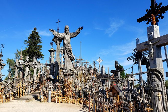 Hill of Crosses / 2 Countries in 1 Day - Practical Information