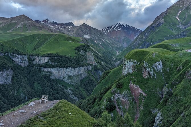 Kazbegi Full Day Private Tour + LUNCH - Price and Booking