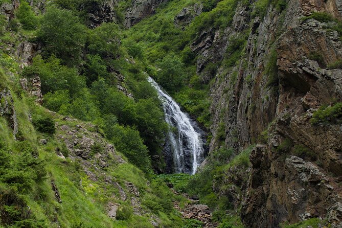 Kazbegi - Half Day Private Tour to Dariali Gorge & Waterfalls - Booking Information