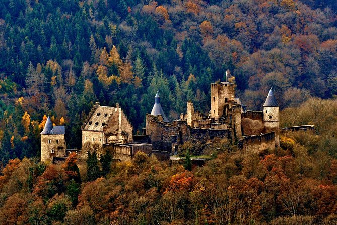 Luxembourg Private Walking Tour With A Professional Guide - What To Expect