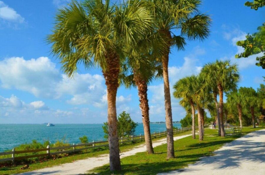 Miami: Visit to the Lighthouse – Key Biscayne – Brickell