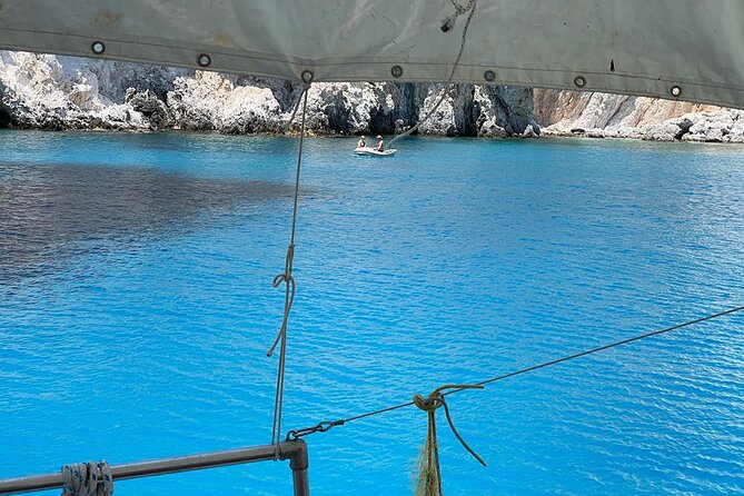 Morning Group Fishing Tour From Milos to Polyaigos - Customer Reviews