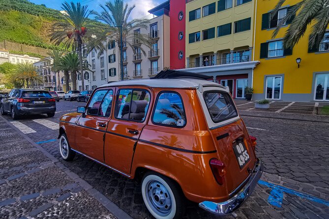 Oldtimer Sightseeing Tour in the West and Northwest - Sightseeing Stops
