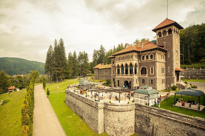 Peles & Cantacuzino Castles: Gourmet Wine & Cultural Day trip - Wine Tasting Experience