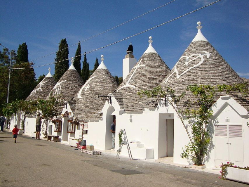 Polignano a Mare: Half-Day Tour to Alberobello (Guided Tour) - Customer Reviews