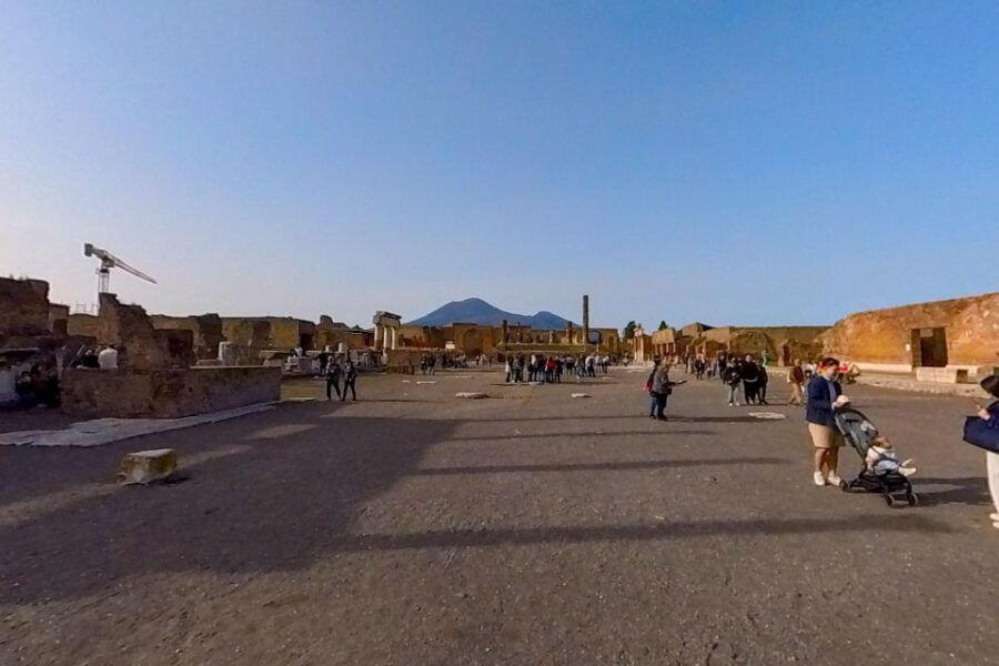 Pompeii: 2 Hours Skip the Line Visit With a Licensed Guide