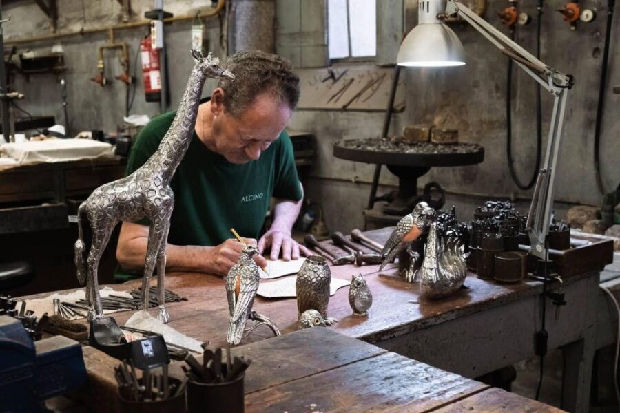 Porto: Tour to the World of Silver in a Century-Old Workshop - Tour Pricing and Duration