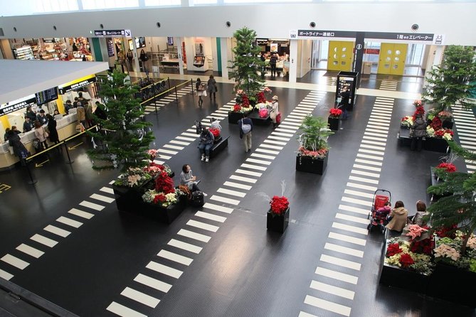 Private Departure Transfer Kobe City to Kobe International Airport - Meeting and Pickup Points