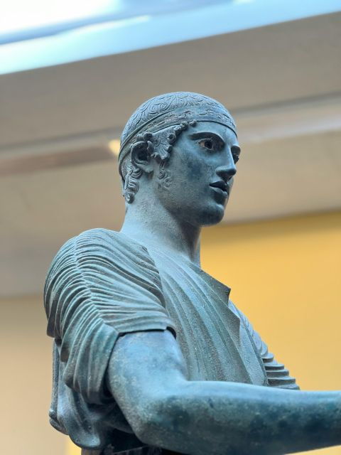 Private Full Day Tour to Delphi and Arachova