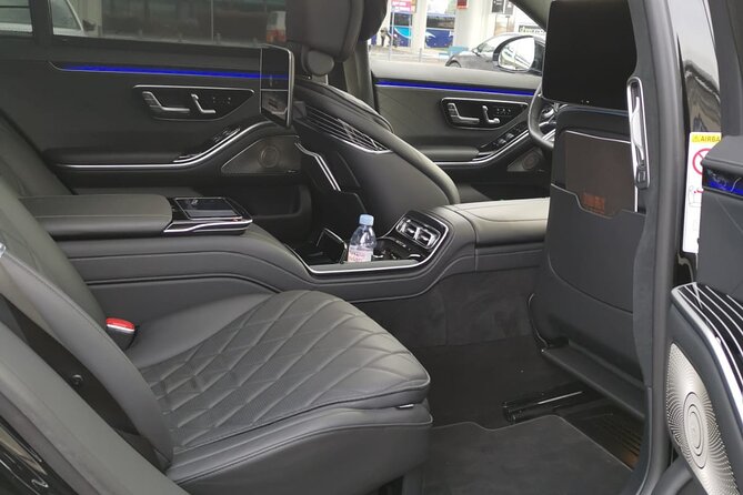 Private Transfer From Prague Airport to Prague City Hotels 1 - 3 Pax - Additional Information