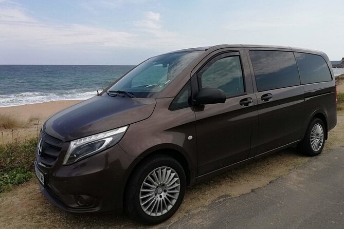 Private Transfer From Prague Airport to Prague City Hotels 1 - 7 Pax - Service Overview