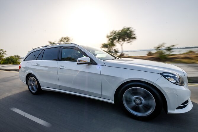 Private Transfer: Larnaca Airport to Limassol City 1-14 Pax - Price and Booking