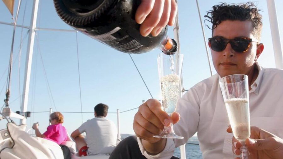 Rhodes: Boat Tour With Swimming, Gourmet Lunch, and Drinks