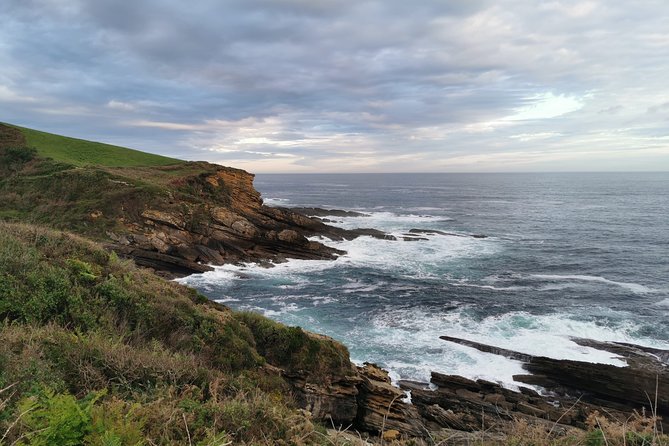 Saint James Way Trekking Tour With Gastronomic Society Dinner - Tour Highlights