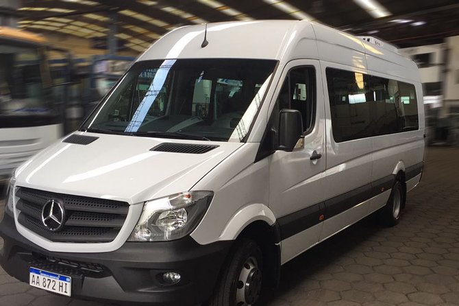 Transfer From the Airport to Bariloche - Inclusions and Maximum Capacity