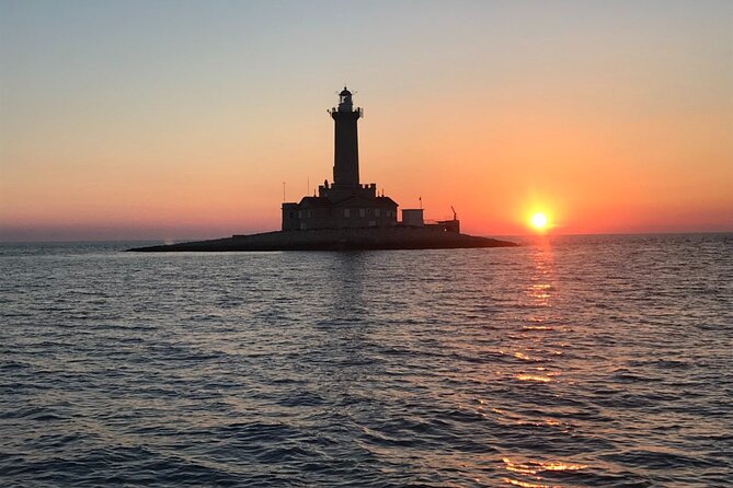3-Hour Sunset Dolphin Spotting and Dinner in Medulin Archipelago - Route Highlights