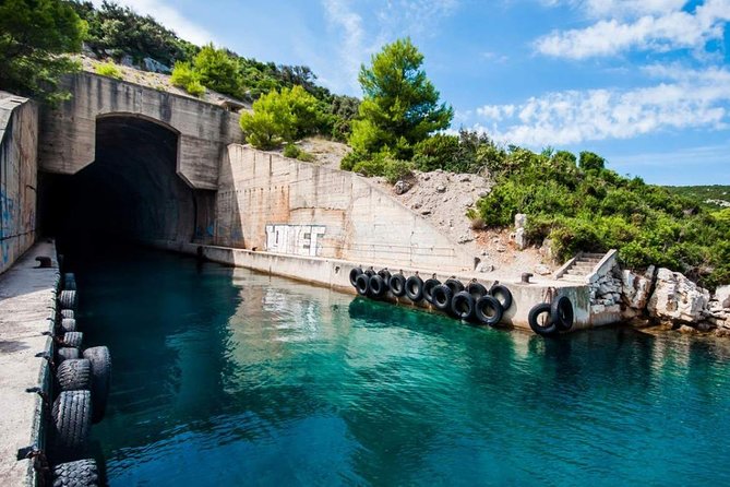 3 Hours Speed Boat Tour to the Blue Cave - The Sum Up