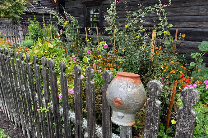 Day Tour Out of Vilnius: Paneriai Holocaust Park,Trakai Castle, Rumsiskes Museum - Reviews