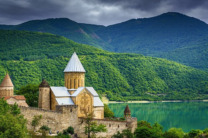 Full-Day Guided Tour to Kazbegi - Group - Good To Know