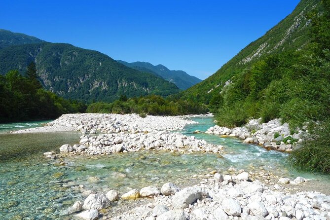 Guided Sit-On-Top Kayaking Adventure in the SočA Valley From ČEzsočA