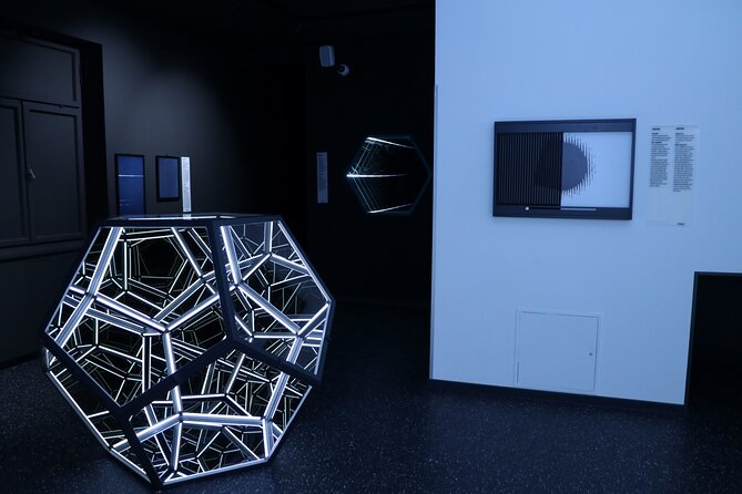 Museum of Illusions Zagreb - Language Support