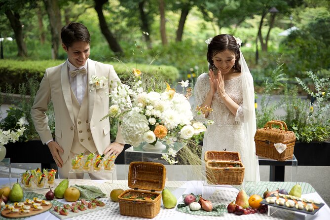 Private 3 Hour Wedding Reception Photography With Lunch in Tokyo - Services Included in the Package
