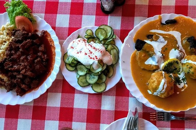 Private Full Day Lake Balaton Tour With Lunch & Wine Tasting,And With Ferry Ride - Lunch Details