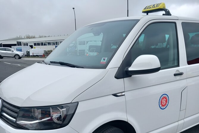 Private Transfer From Keflavik Airport to Reykjavik/Surrounding - Transportation Options Available
