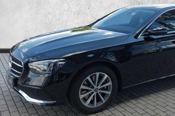 Private Transfer From Prague Airport to Prague City Hotels 1 - 3 Pax - Price and Booking Details
