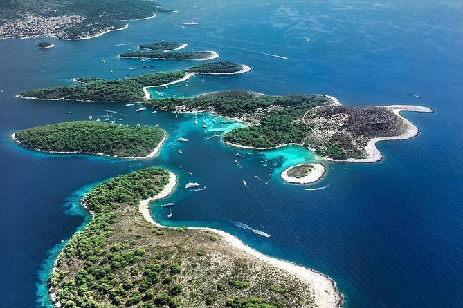 Red Rocks & Hells Islands Private Getaway Tour - Customer Reviews