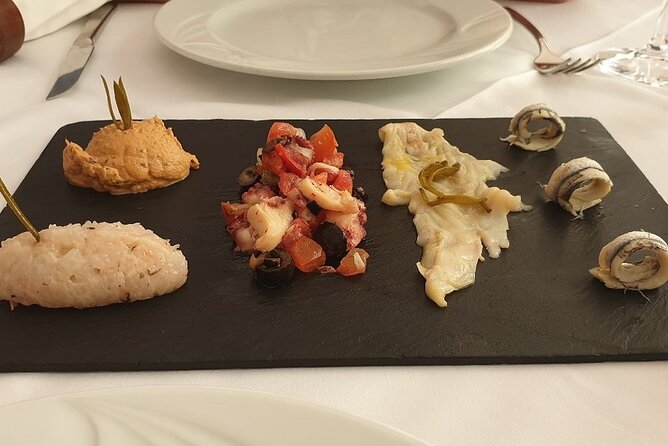 Split History and Gastro Small-Group Tour With Food and Drinks - Tour Overview