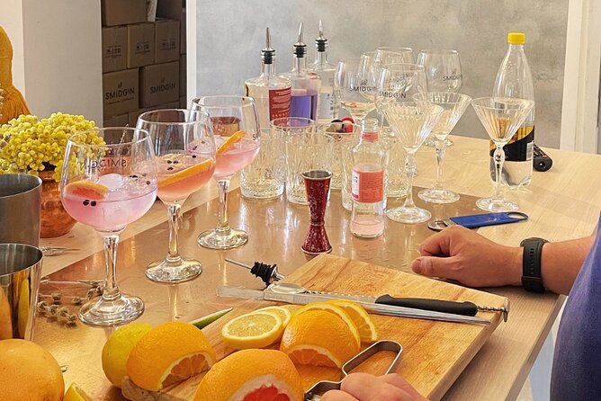 The Smidgin Experience - A Unique Gin & Cocktail Tasting Tour! - Accessibility and Recommendations