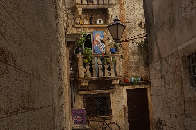 Trogir Old Town History and Monuments Private Guided Walking Tour - The Sum Up